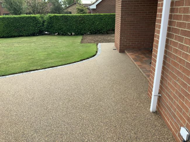 After image of new resin driveway in Doncaster